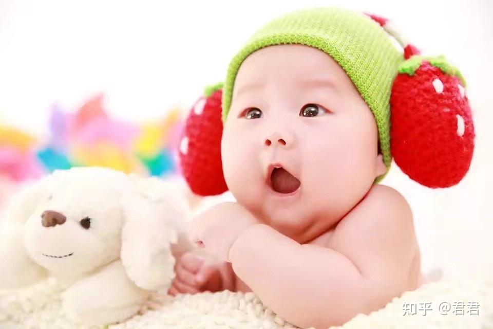 吴取什么名字好听女孩？专家为您揭秘取名之道
