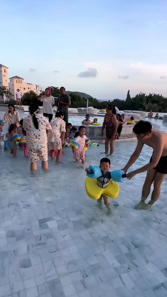 金字旁女孩名字大全集：寓意吉祥，响亮动听
