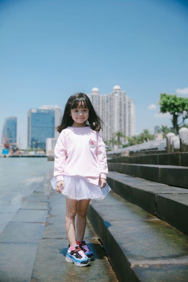 女孩翎羽做名字好吗？取名大师为您解析