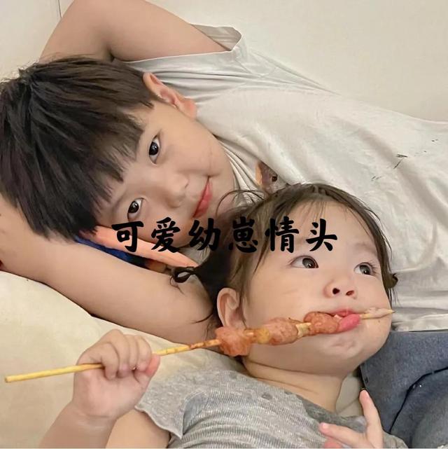 梦见小女孩追我：解析梦境中的深层含义与名字创意