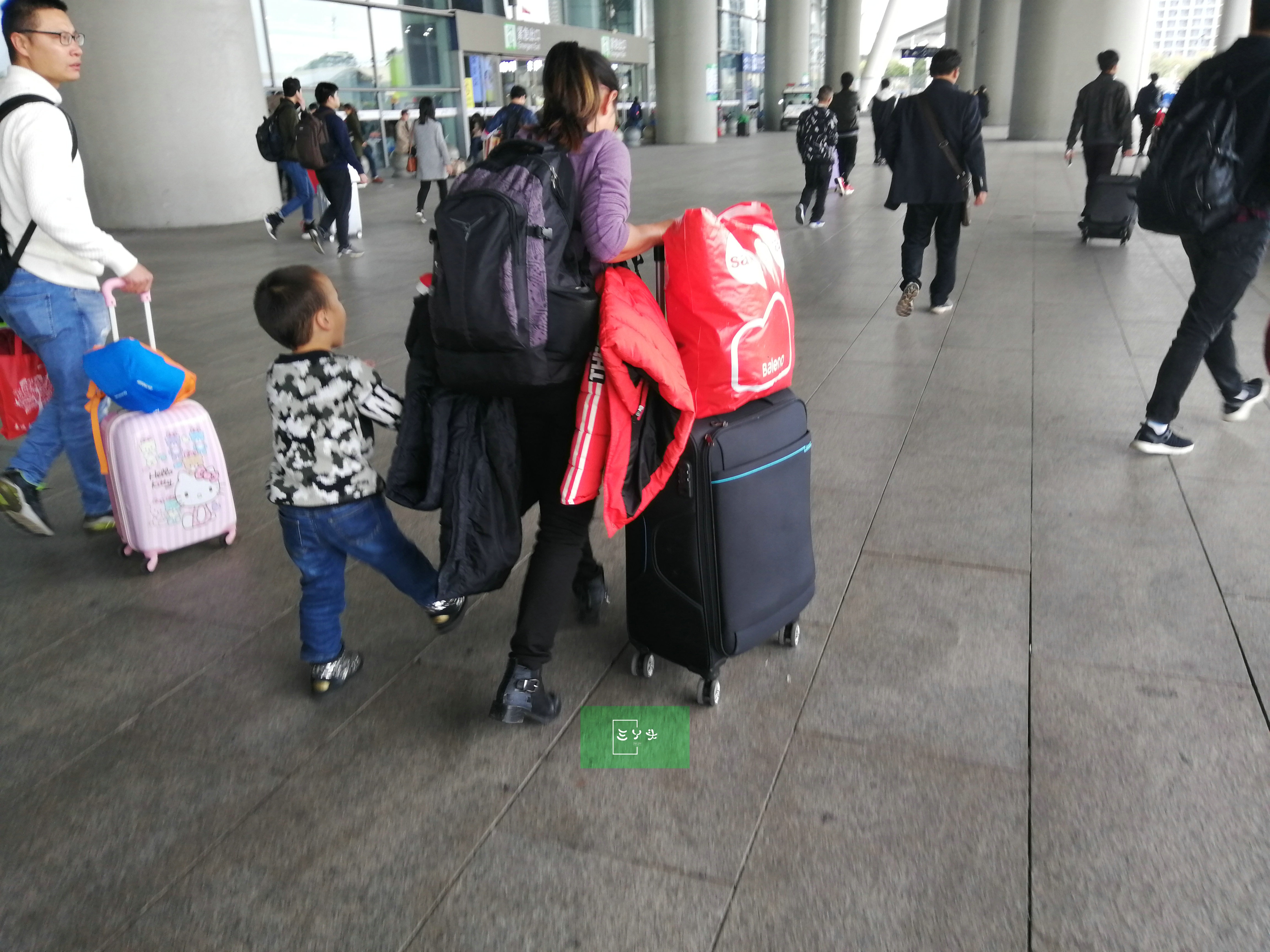 属土的字大全女孩：土属性名字精选与寓意解析