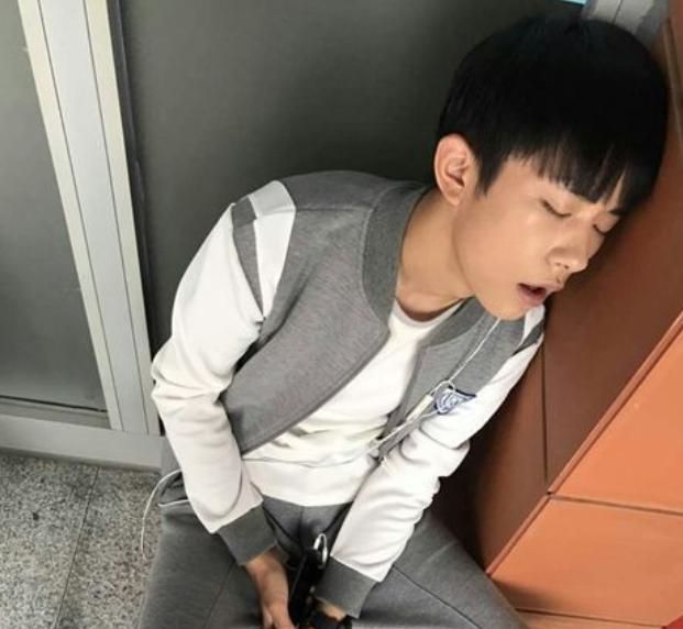 清新网名女：打造独特个性，展现独特魅力