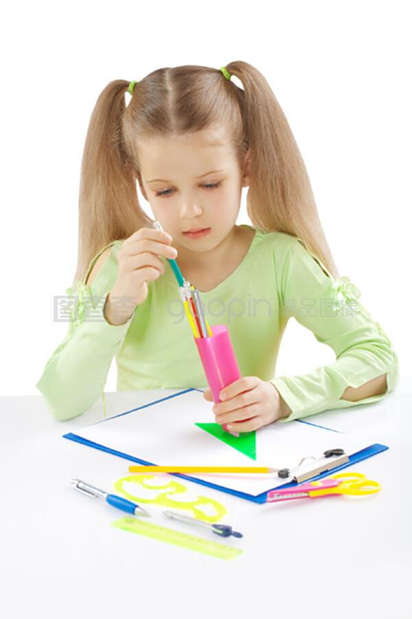 带木的女孩名字大全集：寻找诗意与温婉的名字