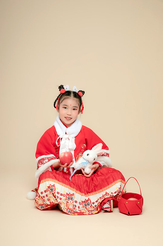 女孩土气名字：如何为女儿选取时尚而温馨的名字