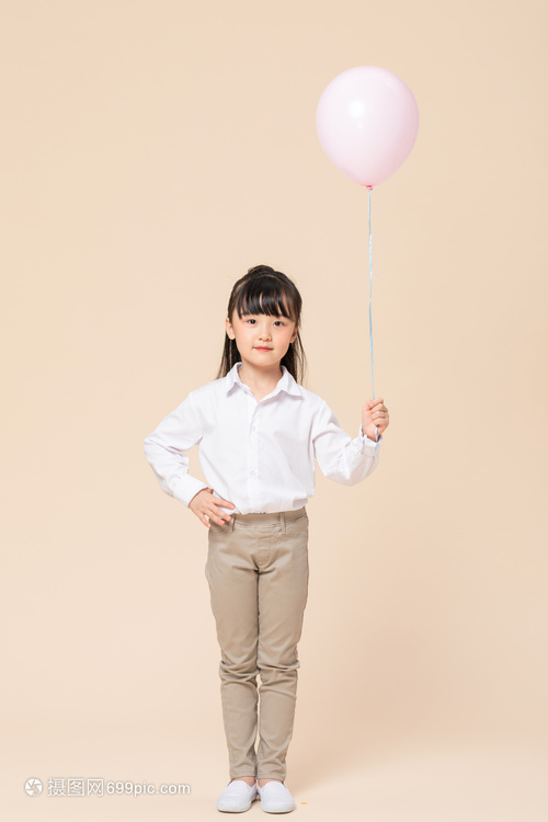 小孩的英文名：如何为宝宝挑选一个合适的英文名