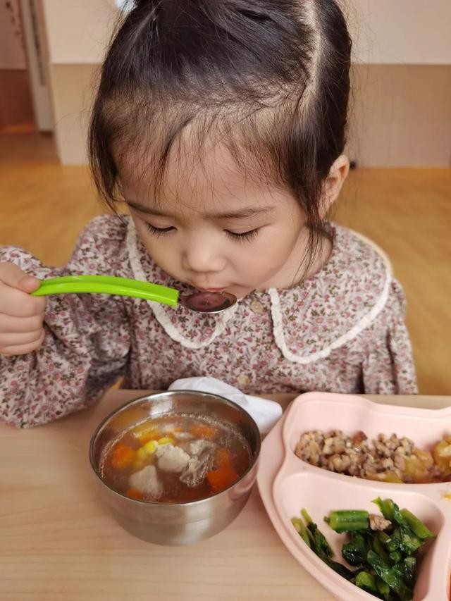 诗经起名字女孩：古韵之美，文化之韵