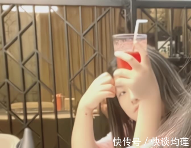 看女孩手掌：揭示性格与命运的奥秘