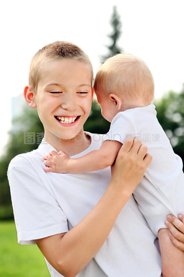 孕妇梦见弥猴桃是女孩？揭秘梦境与宝宝性别的关联