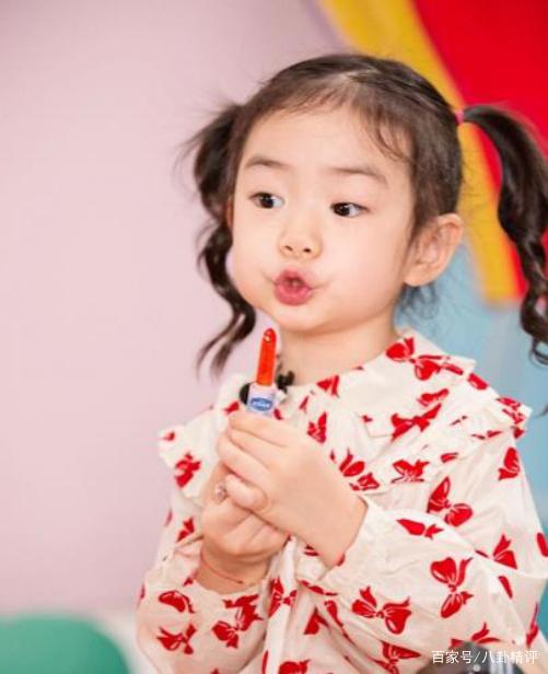 彤的女孩名：如何为女儿挑选一个独特而美丽的名字