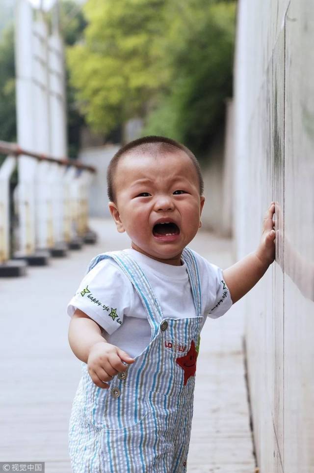 J开头的英文名男：独特而响亮的名字选择