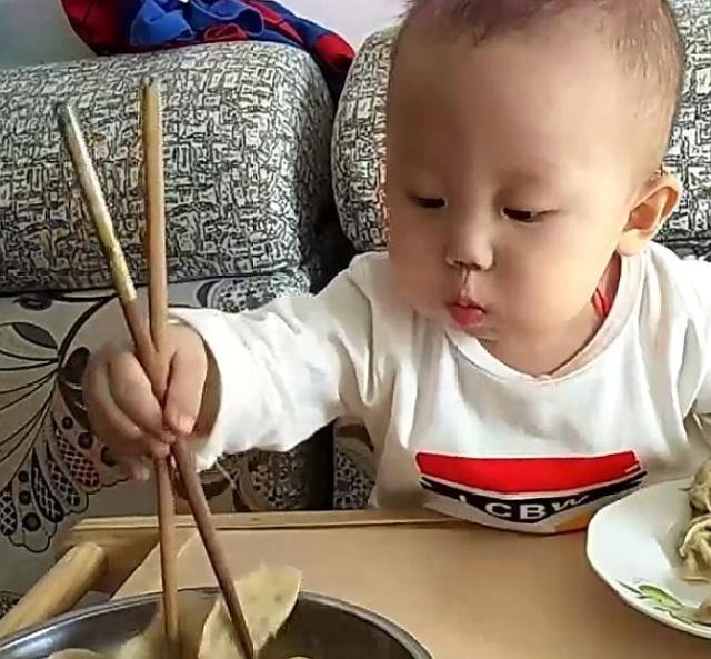 姓白的男孩名字四个字：专业取名大师推荐